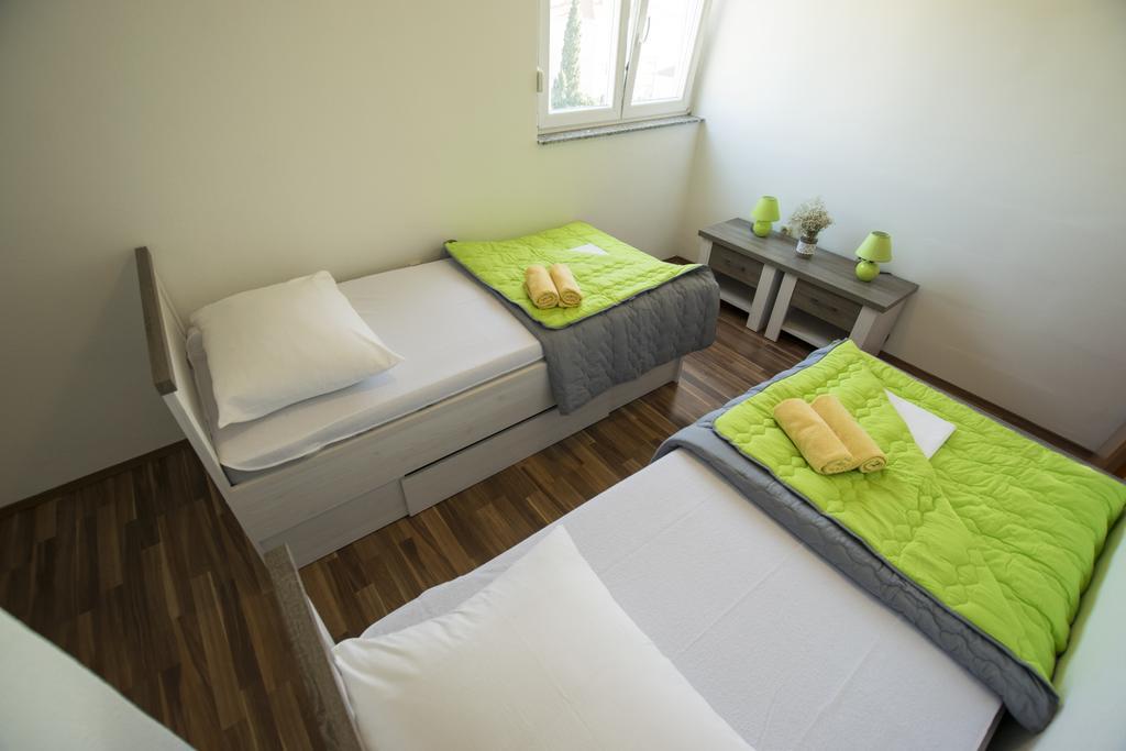 Apartment Duda Starigrad Paklenica Ngoại thất bức ảnh