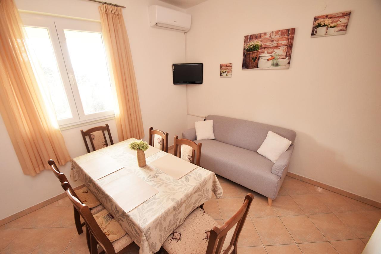 Apartment Duda Starigrad Paklenica Ngoại thất bức ảnh